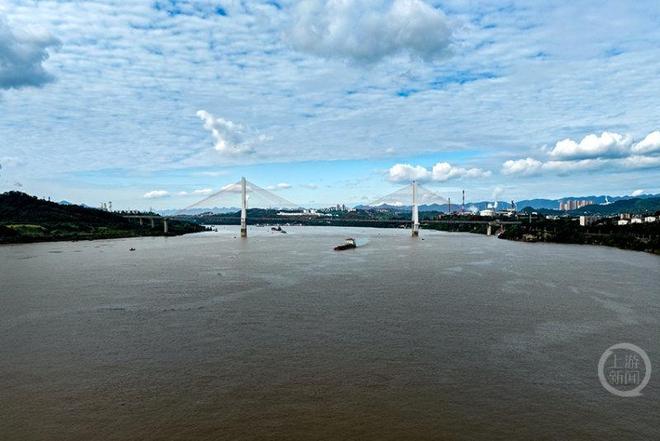 主题摄影征稿作品展——张颂东作品九游会J9秋韵（443） 上游(图3)